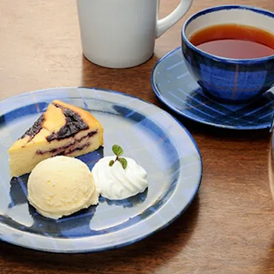 自家焙煎コーヒーと自家採れ蜂蜜ドリンク