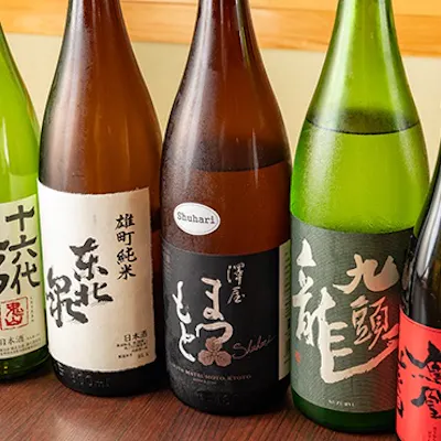 季節を感じる十四種の日本酒と定番の一杯