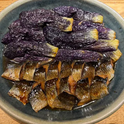 長年愛される味!季節のおばんざいと新鮮なお造りが魅力