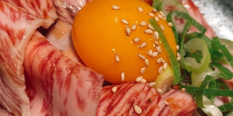 乾杯ドリンク付き10000円コース 厚切特たん・特上ロースカルビ・和牛ユッケ・海鮮など15品