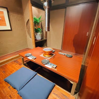 全席半個室の落ち着いた空間