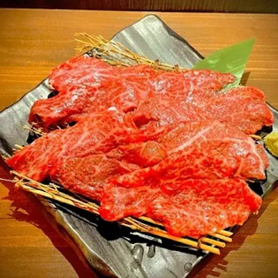 独自ルートで仕入れた黒毛和牛を提供
