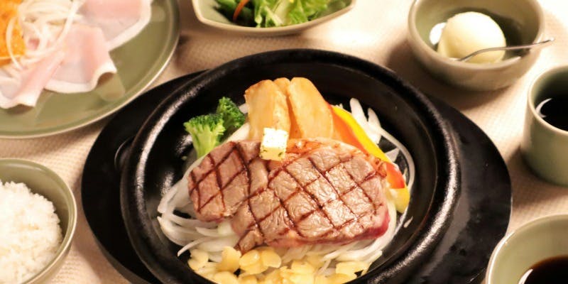 【記念日、慶事事、接待にランチプレミアムコース】（黒毛和牛 ヘレステーキ 100g）