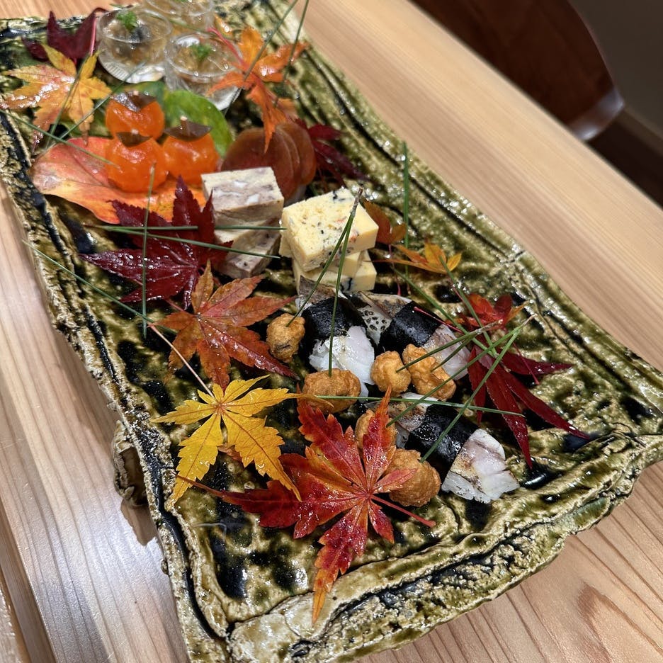 名門ホテルの技が息づく、竜湖畔の懐石処