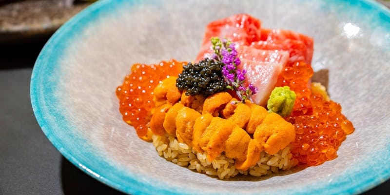 11月・12月限定ディナーコース【蟹刺し×生雲丹×本鮪大トロ】　メイン海鮮丼