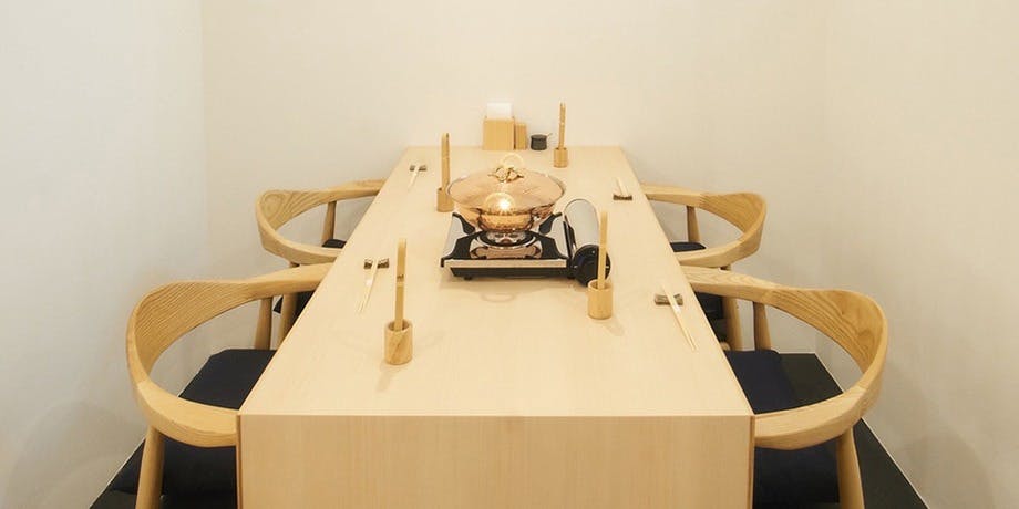 アグーしゃぶしゃぶ 神まえ (アグーシャブシャブ カミマエ) - 北谷町