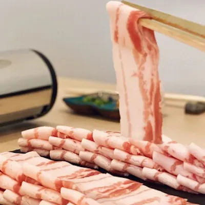 アグー豚と平牧バーク三元豚の2種類のしゃぶしゃぶ