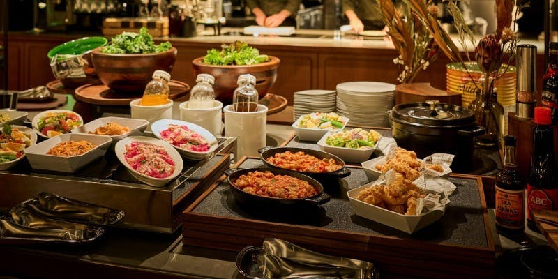 The TAILOR YARD MAIN DINING�^�z�e�����g���|���^�� ��䒬�g���b�N�X
