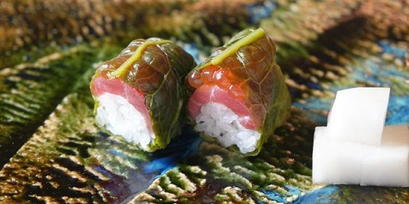 おまかせコース　鮨8貫・一品4～5品を含む計15品程