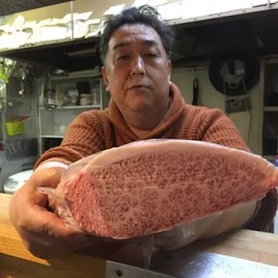 肉への深い愛情を持つ店主が提供する逸品