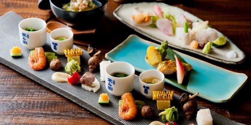 【お任せ：11,000円コース】お造り、焼物、しゃぶしゃぶなど全9品