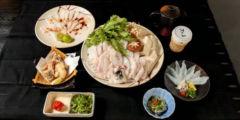 【ふぐ特選コース】湯引きや焼きふぐ、てっちりでふぐを味わいつくす豪華なプラン