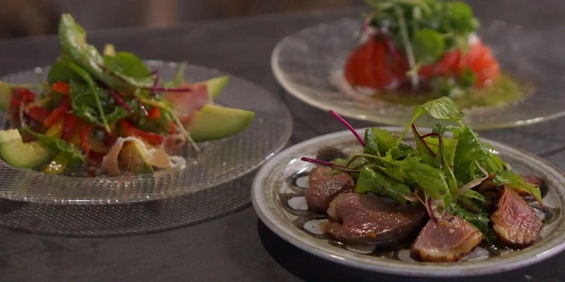 【カジュアルプラン】宴会等におすすめ！国産豚ロース付き　人気料理5品と飲み放題120分