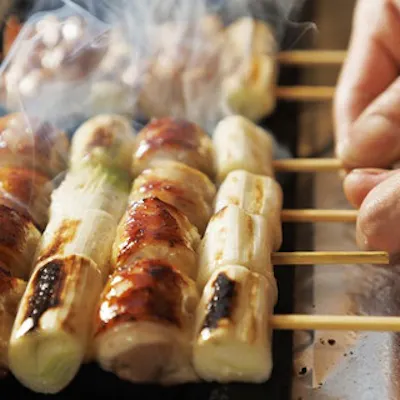 「焼鳥八」の全てを堪能。前菜から甘味まで愉しむ、至福のおまかせフルコース
