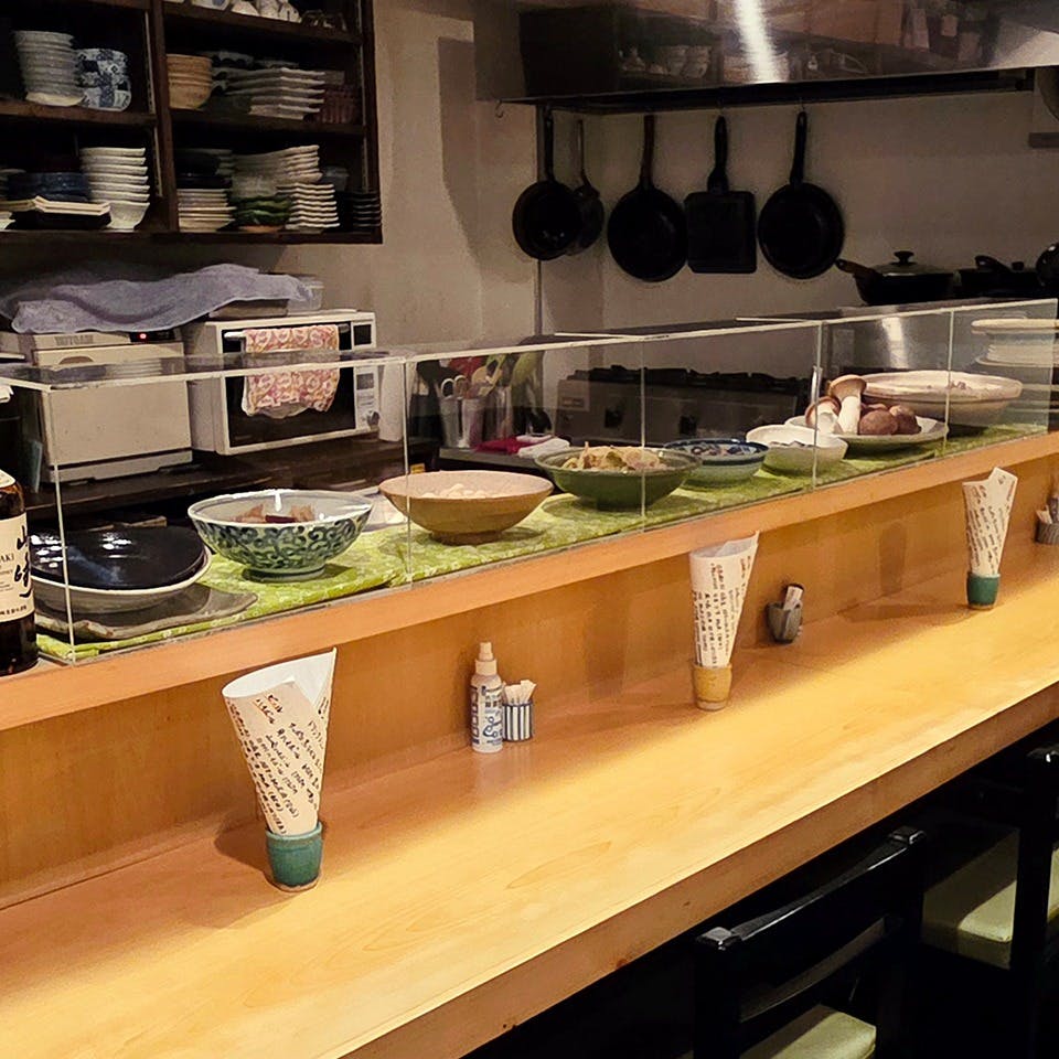 赤坂で過ごす、大人が安らげる静謐な和モダン空間