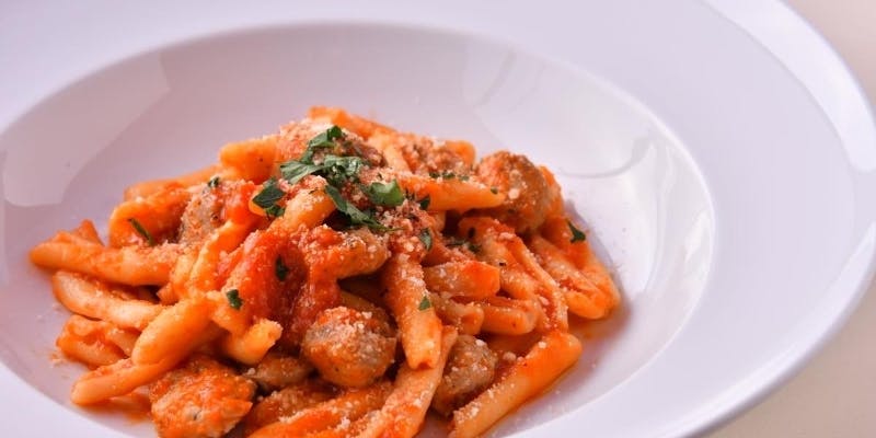 「ランチフィオーレ」前菜4種、スープ、自家製パン、パスタ、メインディッシュ、デザート/6品