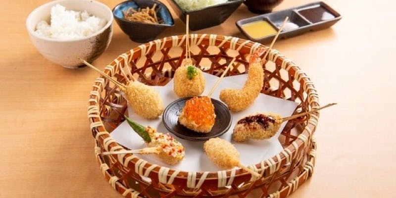 鮭いくらと季節の串揚げ8本コース