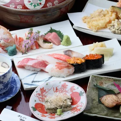 北海道の旬の食材を使った様々なコースをご用意