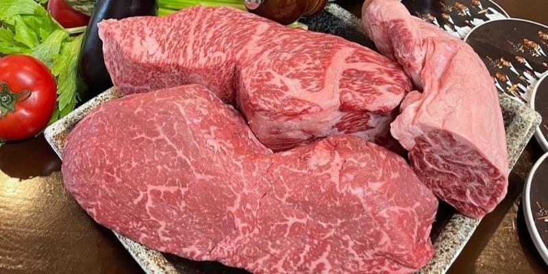 きらくスペシャルコース　アワビや海老、フィレステーキ等 豪華食材をいろいろ楽しめるスペシャルなコース