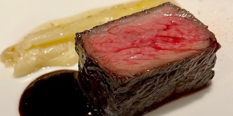 忘年会プラン2025　北海道の旬の食材を使用した料理と共に（メイン道産牛）