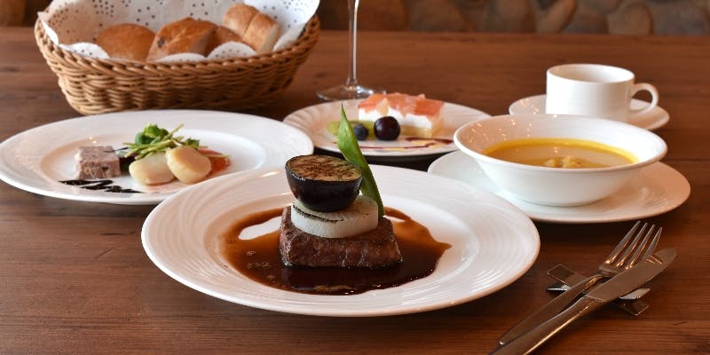 【Bコース】オードブルや肉料理など全5品