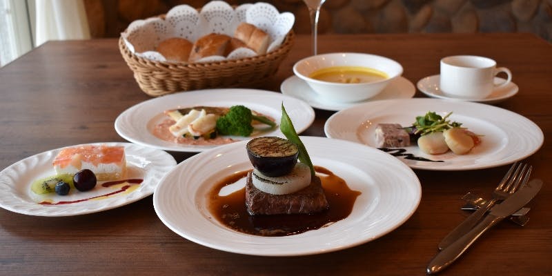 【Cコース】オードブルや魚、肉のWメインなど全6品