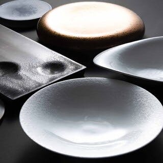 世界中のグランシェフが愛する佐賀の器を使用