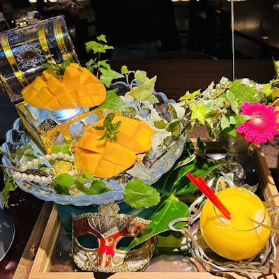 季節の果物を使ったオリジナルカクテル