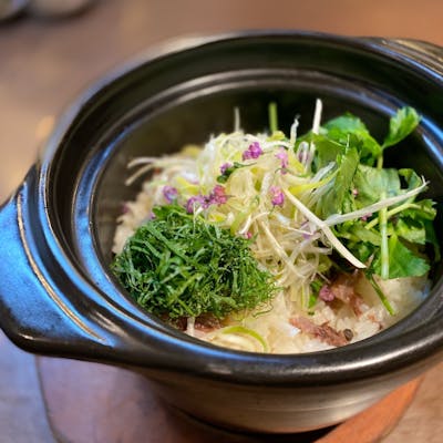 【要予約】大人気の“牛テール土鍋ご飯”