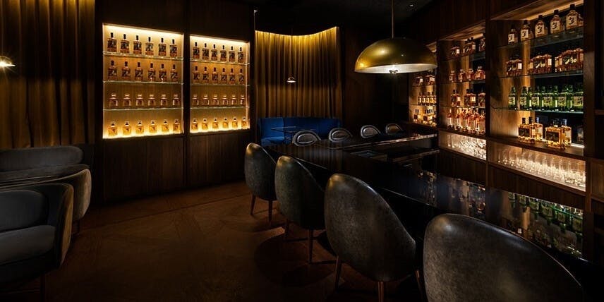 ビストロ アンド カフェ ラウンジ ラ ブーシェリー (BISTRO & CAFE