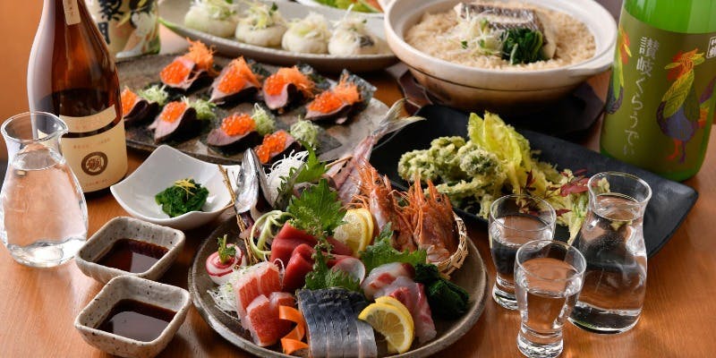 【雫～しずく～コース】100種の地酒ゆったり3時間飲み放題！「ローストビーフとイクラ海苔巻き」入り全8品