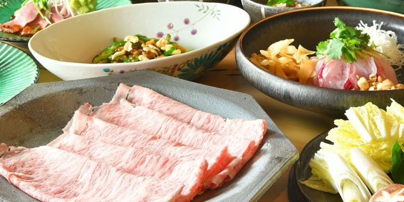 【和牛しゃぶしゃぶコース】よだれはらみや青椒牛肉絲、和牛土鍋ご飯など＜全8品＞