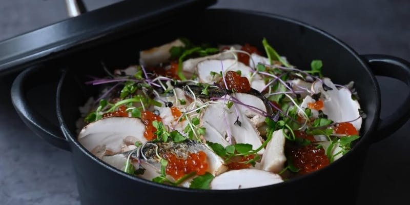 スペシャリテの土鍋リゾット付き！Infスタイル　全8品コース＋2.5時間飲み放題