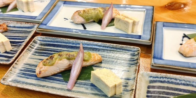 【ランチ鮨会席コース】季節を感じる前菜とデザートには自慢の晴レ晴レぷりんを楽しめるランチプラン