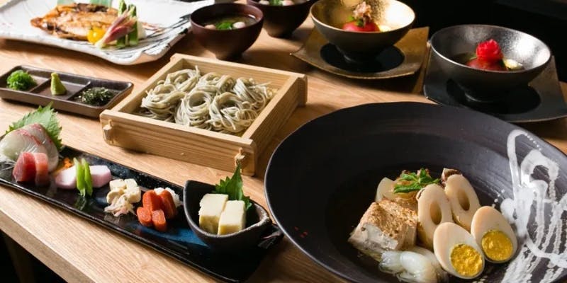 旬の月替わりコース ほぼ銘々盛り全7品