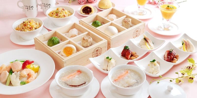 【Xmas2025】聖夜のクリスマス贅沢8品コース ふかひれ 海老チリ 和牛 北京ダック