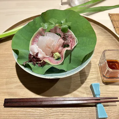 季節の食材を活かした美しい料理