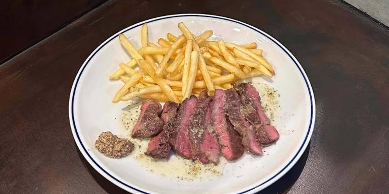 【5,000円コース】肉料理やパスタなど、こだわりの料理をカジュアルに楽しむ