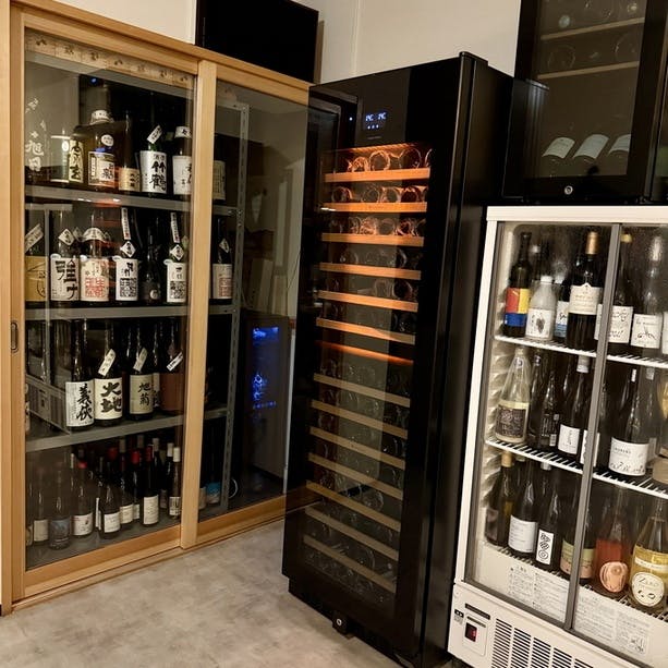 200種類以上の豊富なワインセレクション