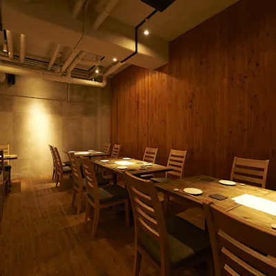 蕎麦と日本酒で静かに時が流れる、大人の和空間