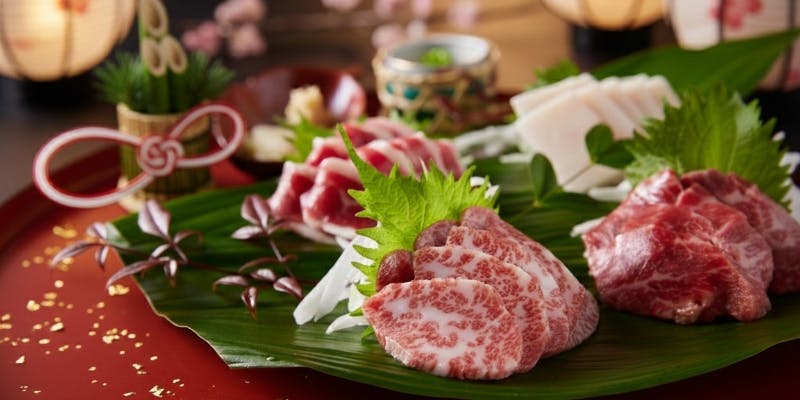 【午年・開運極馬肉づくしコース】馬肉の最中ユッケ、極上馬刺しの開運盛り等（全12品）（一月限定）