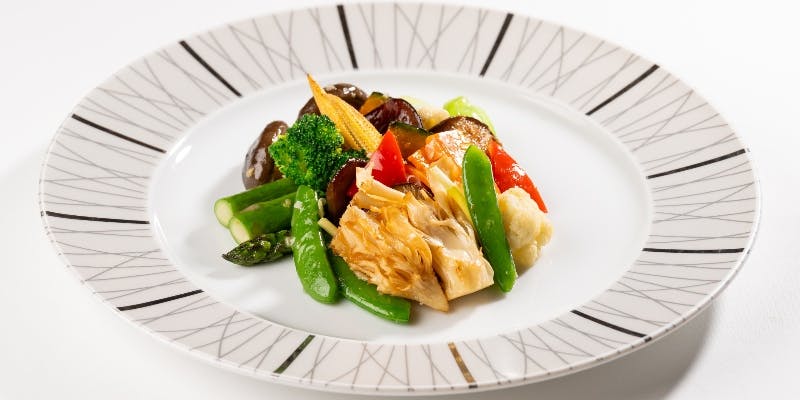 【紅梅ランチコース】前菜三種盛りや大海老のチリソースとマヨネーズソースなど全7品（個室確約）