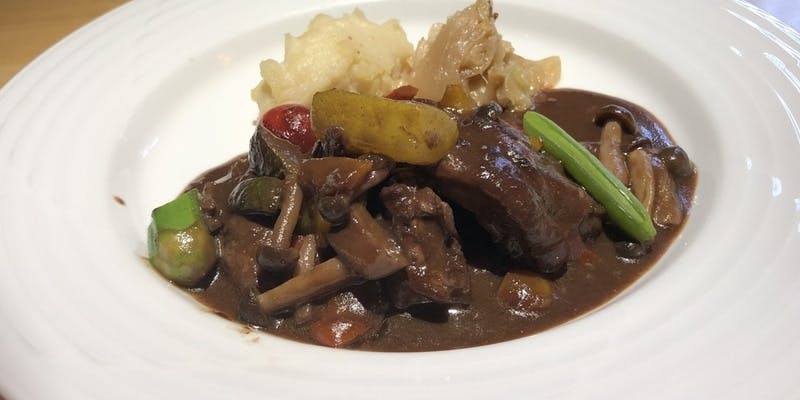 選べるカレーランチ　サラダ・スープなど全5品　