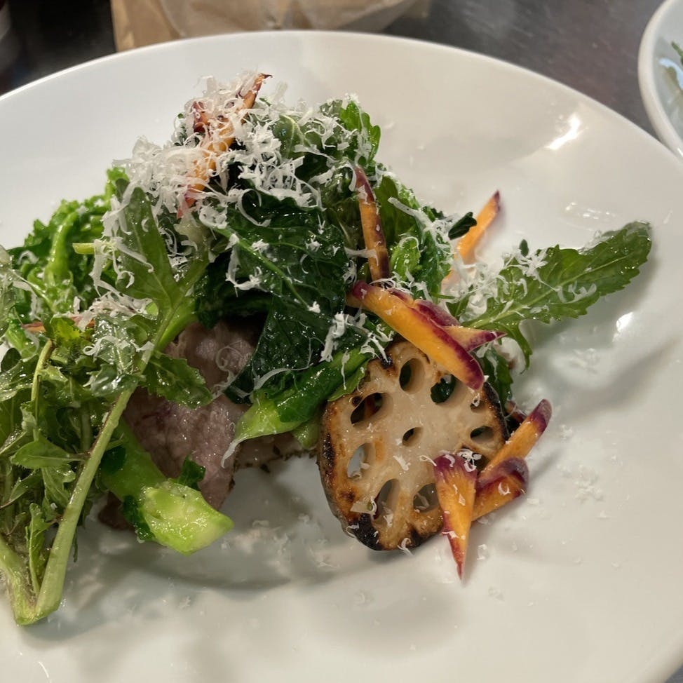 契約農家から届く生命力溢れる恵み。シェフが紡ぐ至高の美食体験