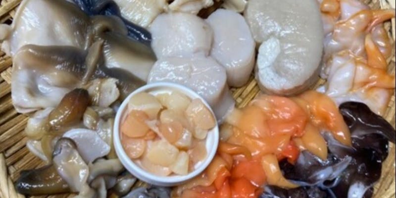 【おまかせコース】（19,800円）お鮨又はお鮨と季節料理を味わう