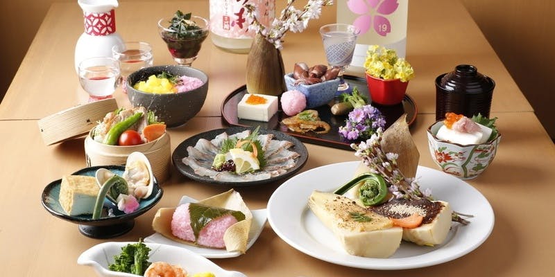 【豪華特別会席】～料理長おまかせ～ 季節の旬食材を盛り込んだ 全9品