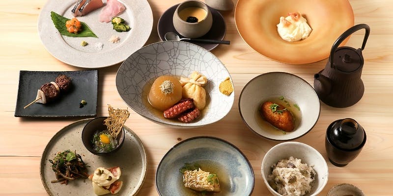 【ディナーコース】全13品　旬素材と名物のコース 6500円