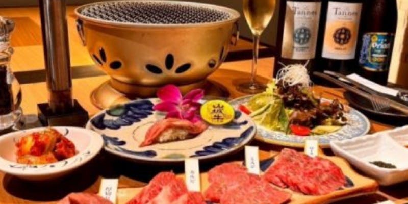 【忘新年会特別焼肉会席コース】＋90分飲み放題付き（期間限定12/1～1/31）