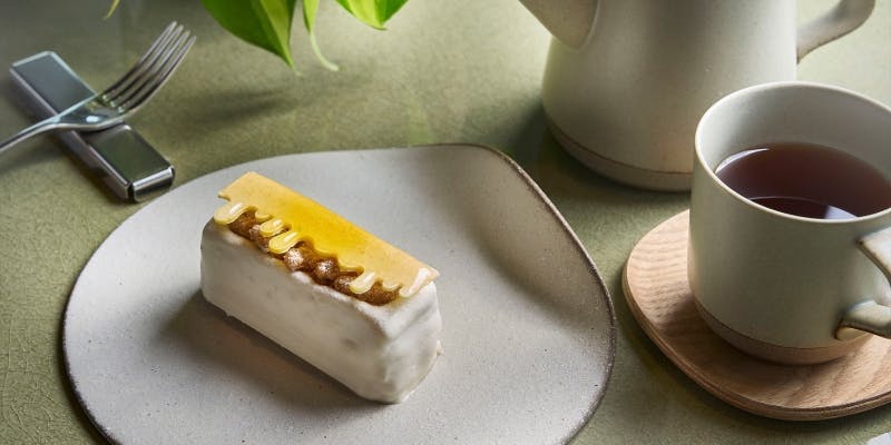 【ケーキセット】パティーナ大阪で午後のひとときをお楽しみください。