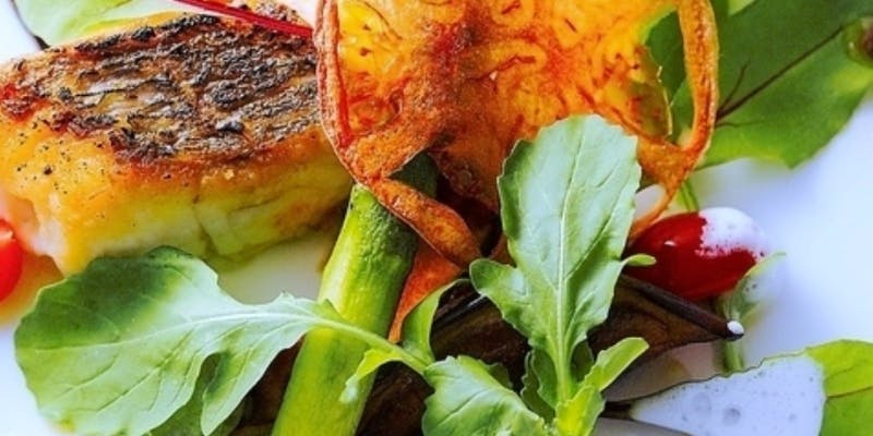 【シーズンコース】前菜、季節の魚料理、メイン、デザートなど全7品